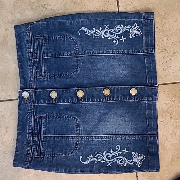 Romeo & Juliet Couture Denim - Romeo & Juliet Couture Jean skirt